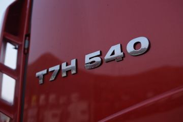 �й����� HOWO T7H�ؿ� 540���� 8X4 8.8����ж��(�Ͷ�)(ZZ3317V486HE1)ͼƬ