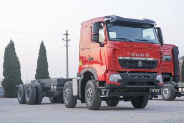中国重汽 HOWO T7H重卡 540马力 8X4 8.8米自卸车(低顶)(ZZ3317V486HE1)