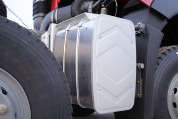 �й����� HOWO T7H�ؿ� 540���� 8X4 8.8����ж��(�Ͷ�)(ZZ3317V486HE1)ͼƬ