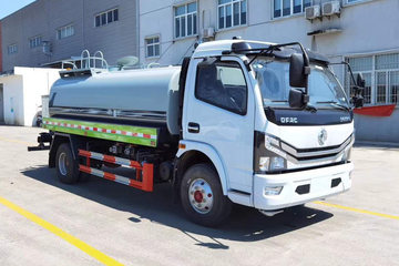 东风 多利卡D7 170马力 4X2 绿化喷洒车(国六)(程力威牌)(CLW5121GPS6)