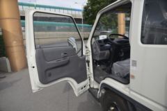 江铃 顺达窄体 普通款 116马力 3.3米排半栏板轻卡(JX1041TPCB25) 江铃 顺达窄体 普通款 116马力 3.3米排半栏板轻卡(JX1041TPCB25)