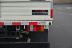 江铃 顺达窄体 普通款 116马力 3.3米排半栏板轻卡(JX1041TPCB25) 江铃 顺达窄体 普通款 116马力 3.3米排半栏板轻卡(JX1041TPCB25)