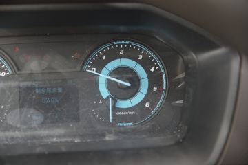江铃 新款顺达 116马力 4X2 4.13米冷藏车(JMT5042XLCXG26)驾驶室图片