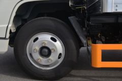 江铃 新款顺达 116马力 4X2 4.13米冷藏车(JMT5042XLCXG26)