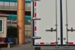 江铃 新款顺达 116马力 4X2 4.13米冷藏车(JMT5042XLCXG26)
