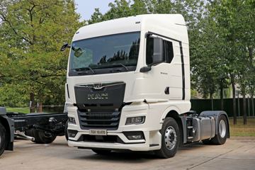 ��(MAN) ��TGXϵ���ؿ� 470���� 4X2 ǣ����(TGX18.470)ͼƬ