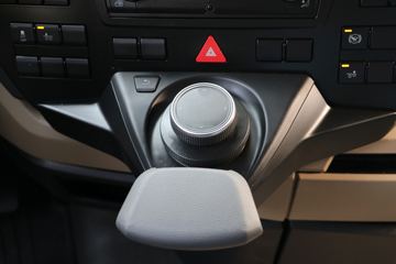 ��(MAN) ��TGXϵ���ؿ� 470���� 6X2R ǣ����(TGX28.470)ͼƬ