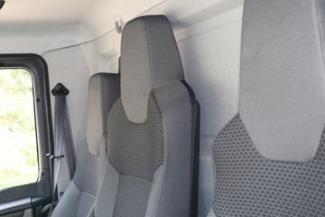 ��(MAN) ��TGMϵ���ؿ� 250���� 4X2����(TGM 18.150)ͼƬ