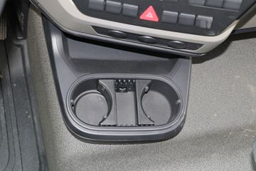 ��(MAN) ��TGMϵ���ؿ� 250���� 4X2����(TGM 18.150)ͼƬ