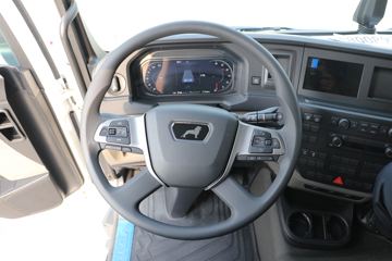 ��(MAN) ��TGMϵ���ؿ� 250���� 4X2����(TGM 18.150)ͼƬ