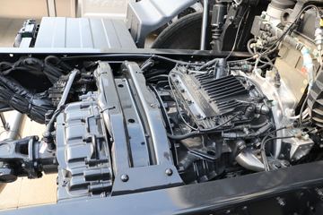 ��(MAN) ��TGMϵ���ؿ� 250���� 4X2����(TGM 18.150)ͼƬ