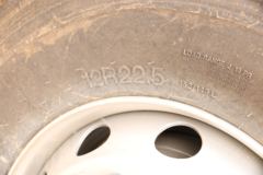 东风商用车 天龙KL重卡 465马力 8X4 9.6米仓栅式载货车