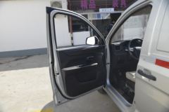 五菱 宏光V 2022款 劲取版 76马力 1.2L 汽油 2座封闭货车(国六)(液压助力) 五菱 宏光V 2022款 劲取版 76马力 1.2L 汽油 2座封闭货车(国六)(液压助力)