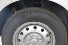 五菱 宏光V 2022款 劲取版 76马力 1.2L 汽油 2座封闭货车(国六)(液压助力) 五菱 宏光V 2022款 劲取版 76马力 1.2L 汽油 2座封闭货车(国六)(液压助力)