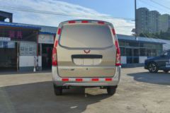 五菱 荣光EV 2.4T 2座 4.49米纯电动封闭货车