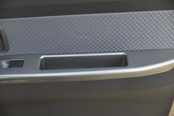 ���� �ٹ�EV 2.4T 2�� 4.49�״��綯��ջ���ͼƬ