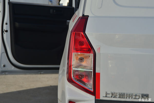 新车到店 绍兴市五菱宏光中VAN(大面包)仅需7.98万元