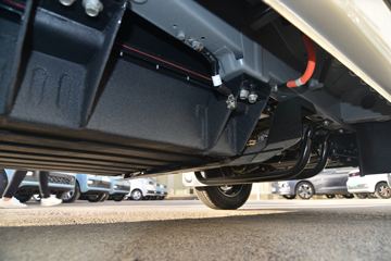 ���� �ٹ�EV 2.4T 2�� 4.49�״��綯��ջ���ͼƬ