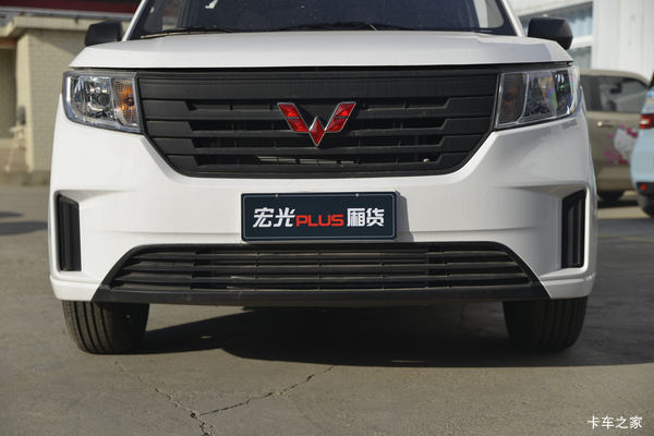 新车到店 绍兴市五菱宏光中VAN(大面包)仅需7.98万元