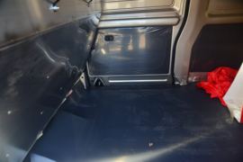 五菱荣光EV&nbsp;电动封闭厢货货厢图片