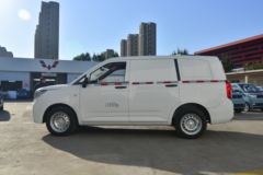 五菱 宏光PLUS 147马力 2座1.5L 厢式运输车(国六)