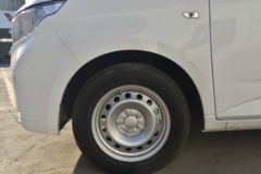 五菱 宏光PLUS 147马力 2座1.5L 厢式运输车(国六)