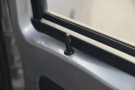 优劲 载货车驾驶室                                               图片