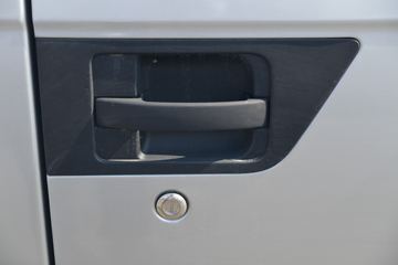 ���� �ž� �ӳ��� ��׼�� 1.5L 116���� ���� 2.9�׵�����ʽ΢��(����)ͼƬ