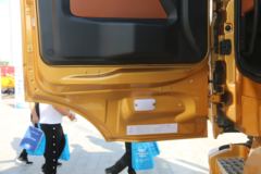 华菱 汉马H7重卡 450马力 6X4牵引车(16挡)(HN4252H46C4M5)