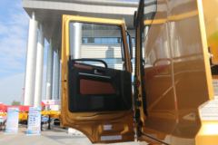 华菱 汉马H7重卡 450马力 6X4牵引车(16挡)(HN4252H46C4M5)