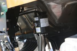 汉马H7&nbsp;牵引车底盘                                                图片