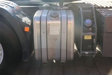 �й����� HOWO TH7�ؿ� 460���� 6X4ǣ����ͼƬ