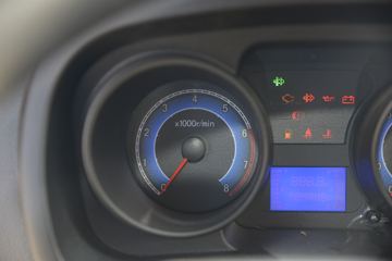 ������Խ�� X3 ��׼�� 1.5L ���� 112���� 2.55��˫������С��(������)(����)ͼƬ