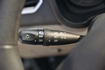 ������Խ�� X3 ��׼�� 1.5L ���� 112���� 2.55��˫������С��(������)(����)ͼƬ