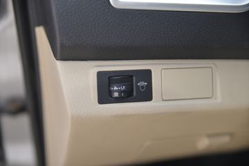 ������Խ�� X3 ��׼�� 1.5L ���� 112���� 2.55��˫������С��(������)(����)ͼƬ