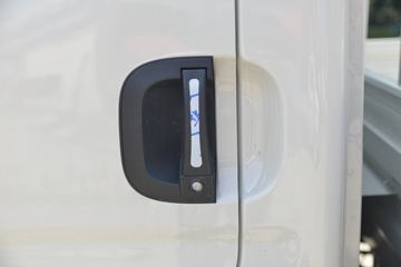 ������Խ��D5 PLUS ��׼�� 1.6L 122���� 3.75�׵�������С��(����)ͼƬ