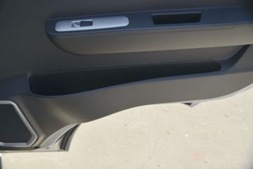 ������Խ��D5 PLUS ��׼�� 1.6L 122���� 3.75�׵�������С��(����)ͼƬ