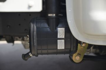 ������Խ��D5 PLUS ��׼�� 1.6L 122���� 3.75�׵�������С��(����)ͼƬ