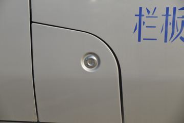 ������Խ �±�T3 1.3L ���� 91���� 2.22��˫������΢��(����)ͼƬ
