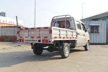 ������Խ �±�T3 1.3L ���� 91���� 2.22��˫������΢��(����)ͼƬ