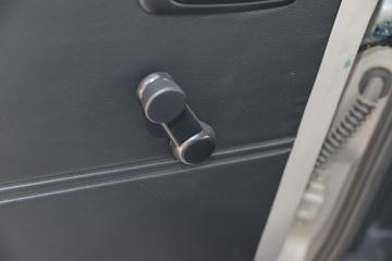 ������Խ �±�T3 1.3L ���� 91���� 2.22��˫������΢��(����)ͼƬ