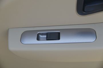 ������Խ �±�T3 1.3L ���� 91���� 2.22��˫������΢��(����)ͼƬ