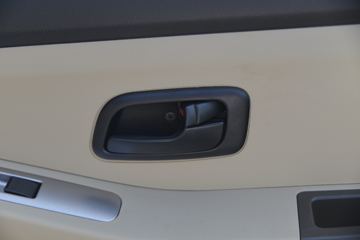 ������Խ �±�T3 1.3L ���� 91���� 2.22��˫������΢��(����)ͼƬ