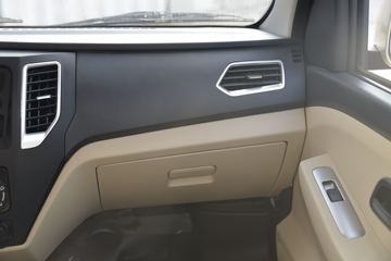 ������Խ �±�T3 1.3L ���� 91���� 2.22��˫������΢��(����)ͼƬ