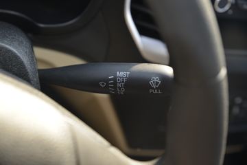 ������Խ �±�T3 1.3L ���� 91���� 2.22��˫������΢��(����)ͼƬ