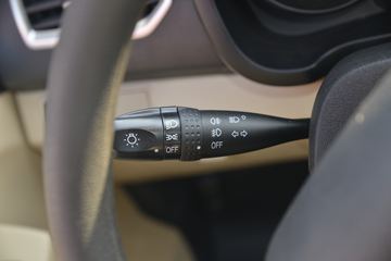 ������Խ �±�T3 1.3L ���� 91���� 2.22��˫������΢��(����)ͼƬ