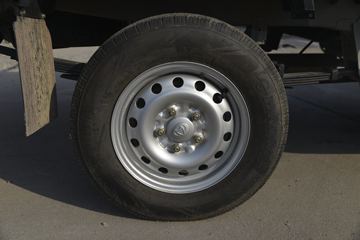 ������Խ �±�T3 1.3L ���� 91���� 2.22��˫������΢��(����)ͼƬ