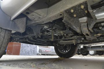 ������Խ �±�T3 1.3L ���� 91���� 2.22��˫������΢��(����)ͼƬ