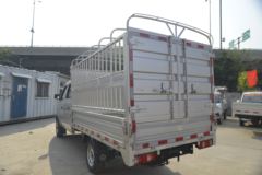 长安跨越 新豹T5 标准版 1.6L 汽油 122马力 2.71米双排仓栅式微卡(单后轮)(国六)(SC5031CCYNAS6B)