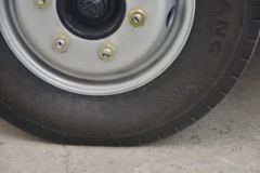 唐骏欧铃 小宝马 68马力 4X2 2.95米自卸车(ZB3042BDC3V)